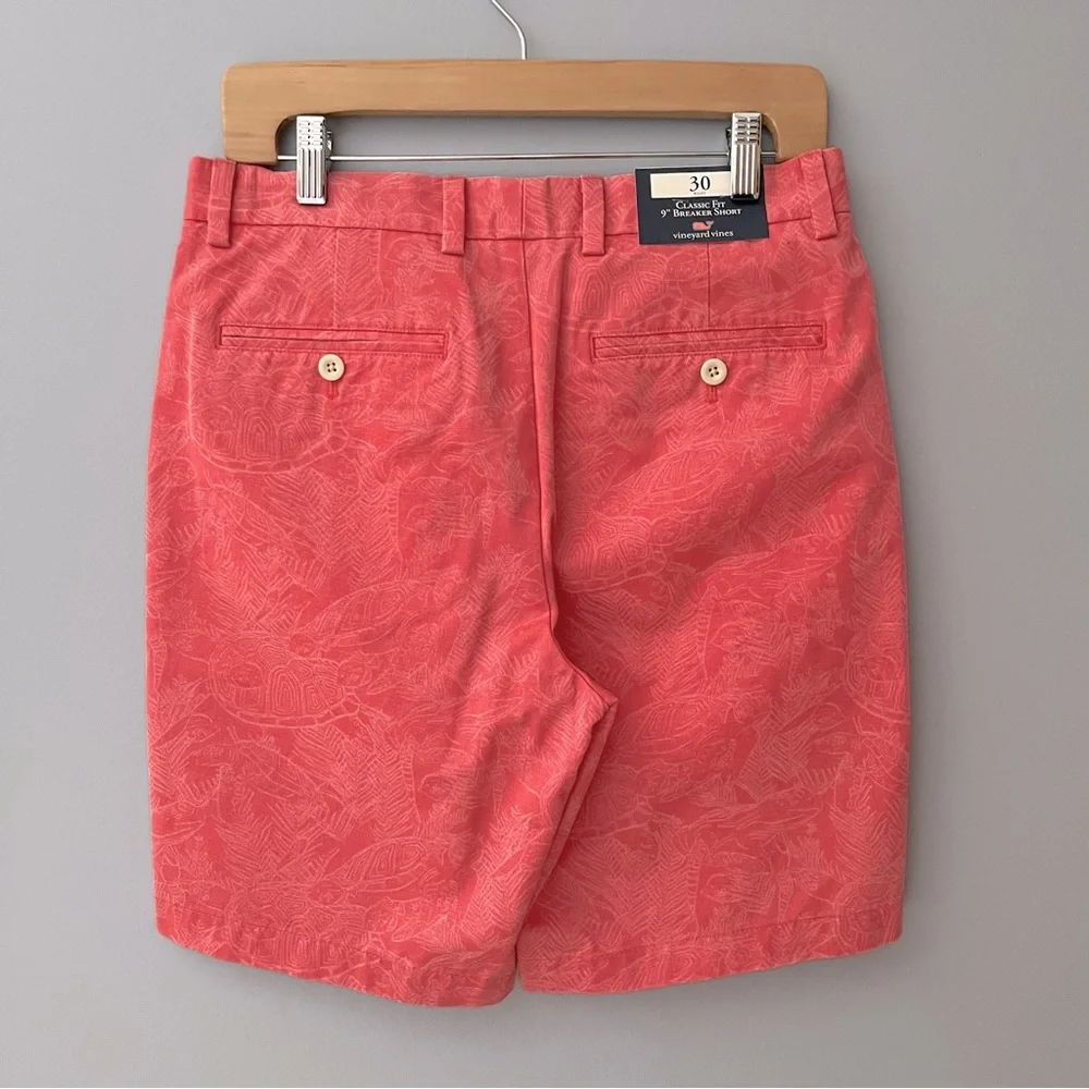 Vineyard Vines 9 Inch Breaker Shorts - Jetty Red Turtle Print